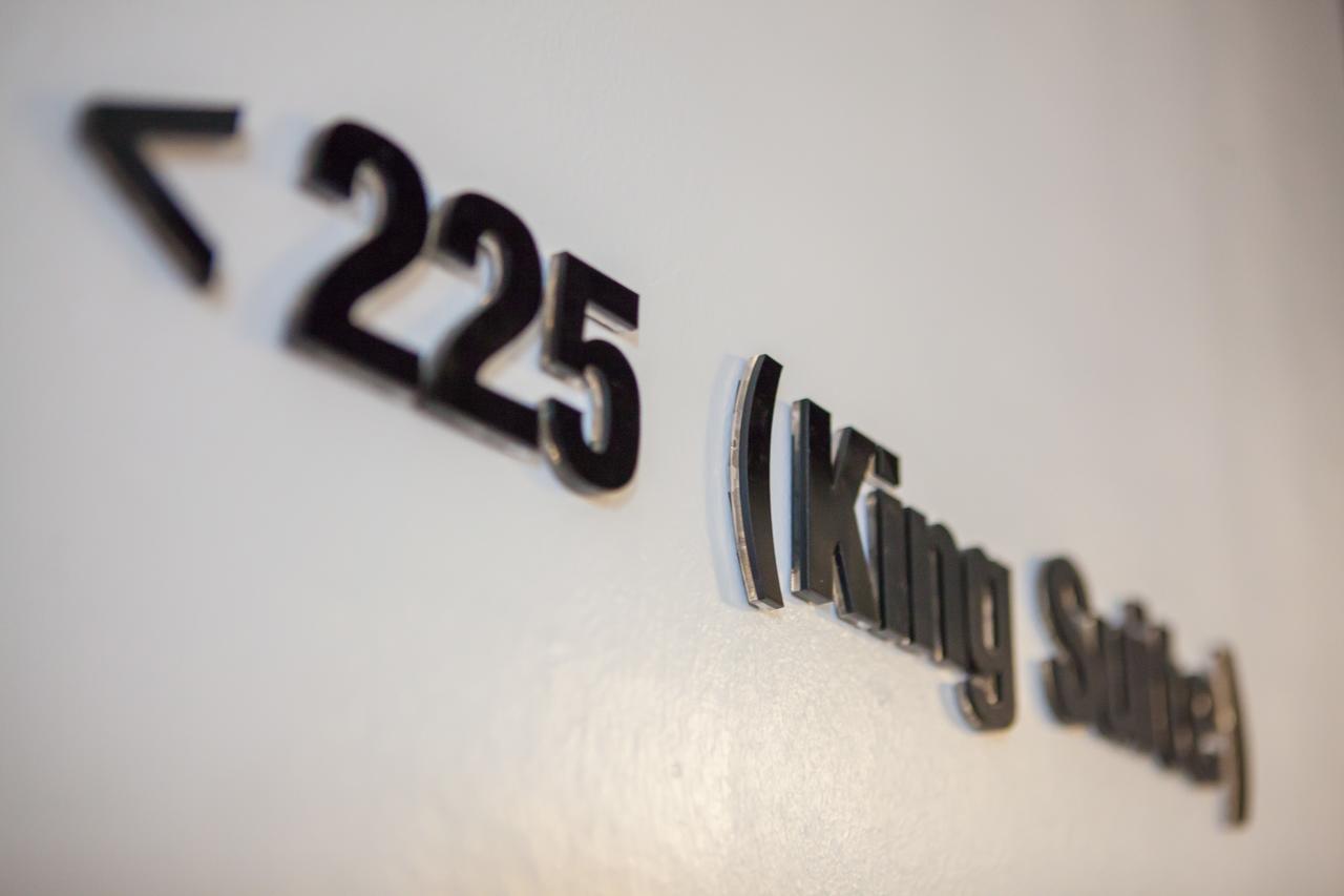 Bzz Hotel Skudai Extérieur photo