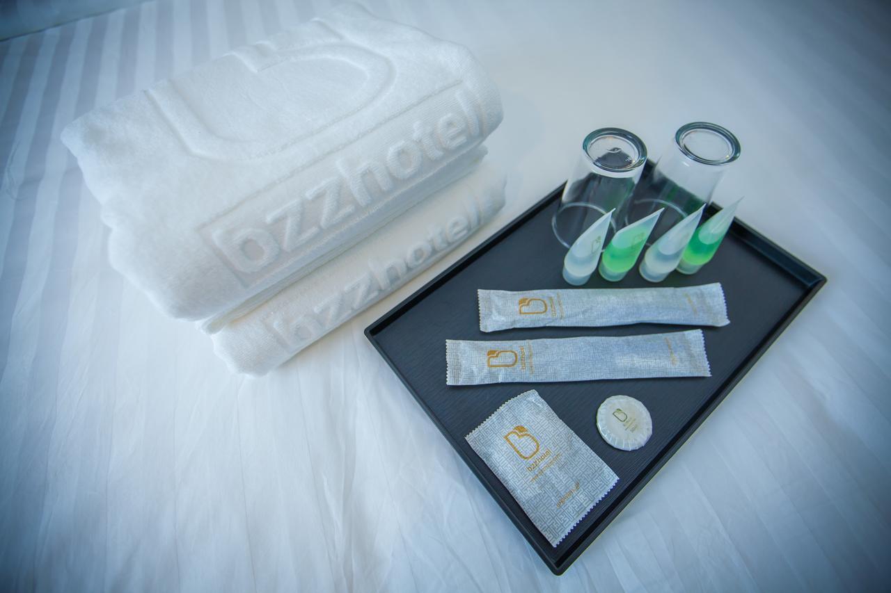 Bzz Hotel Skudai Extérieur photo
