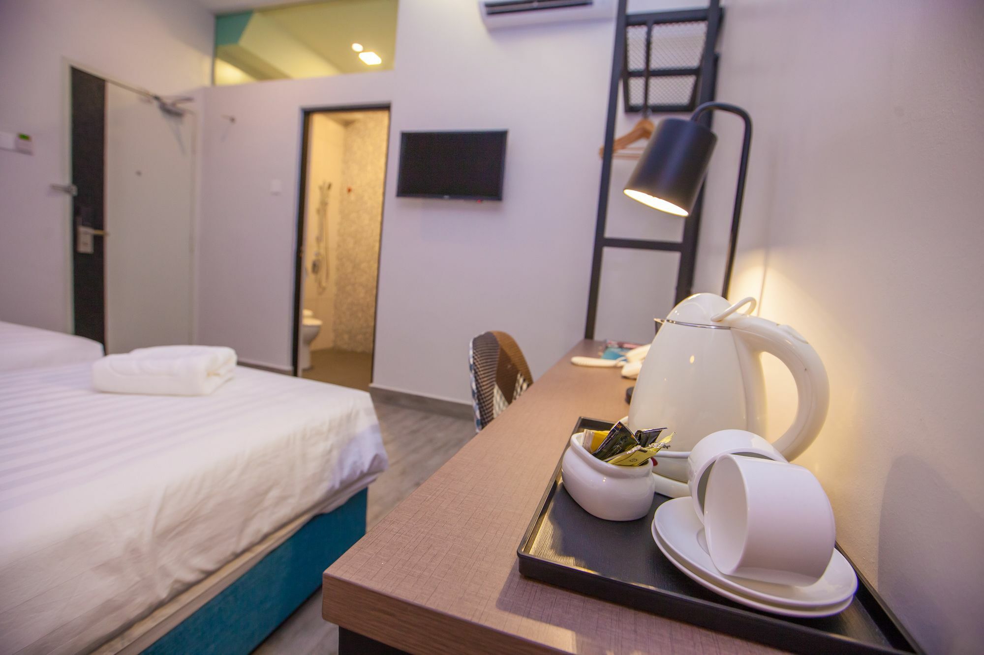 Bzz Hotel Skudai Extérieur photo
