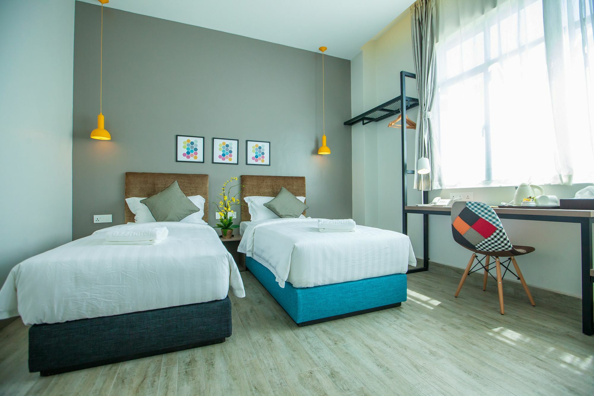 Bzz Hotel Skudai Extérieur photo