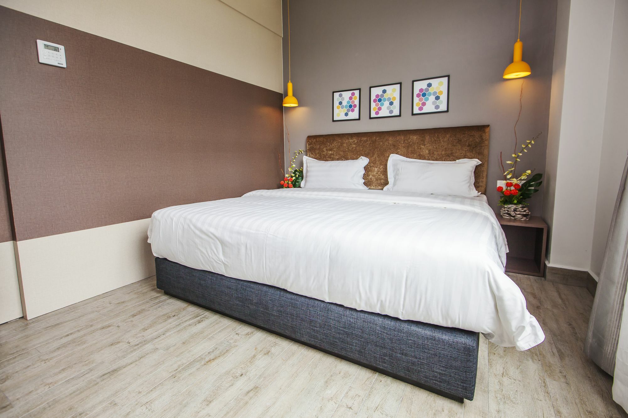 Bzz Hotel Skudai Extérieur photo