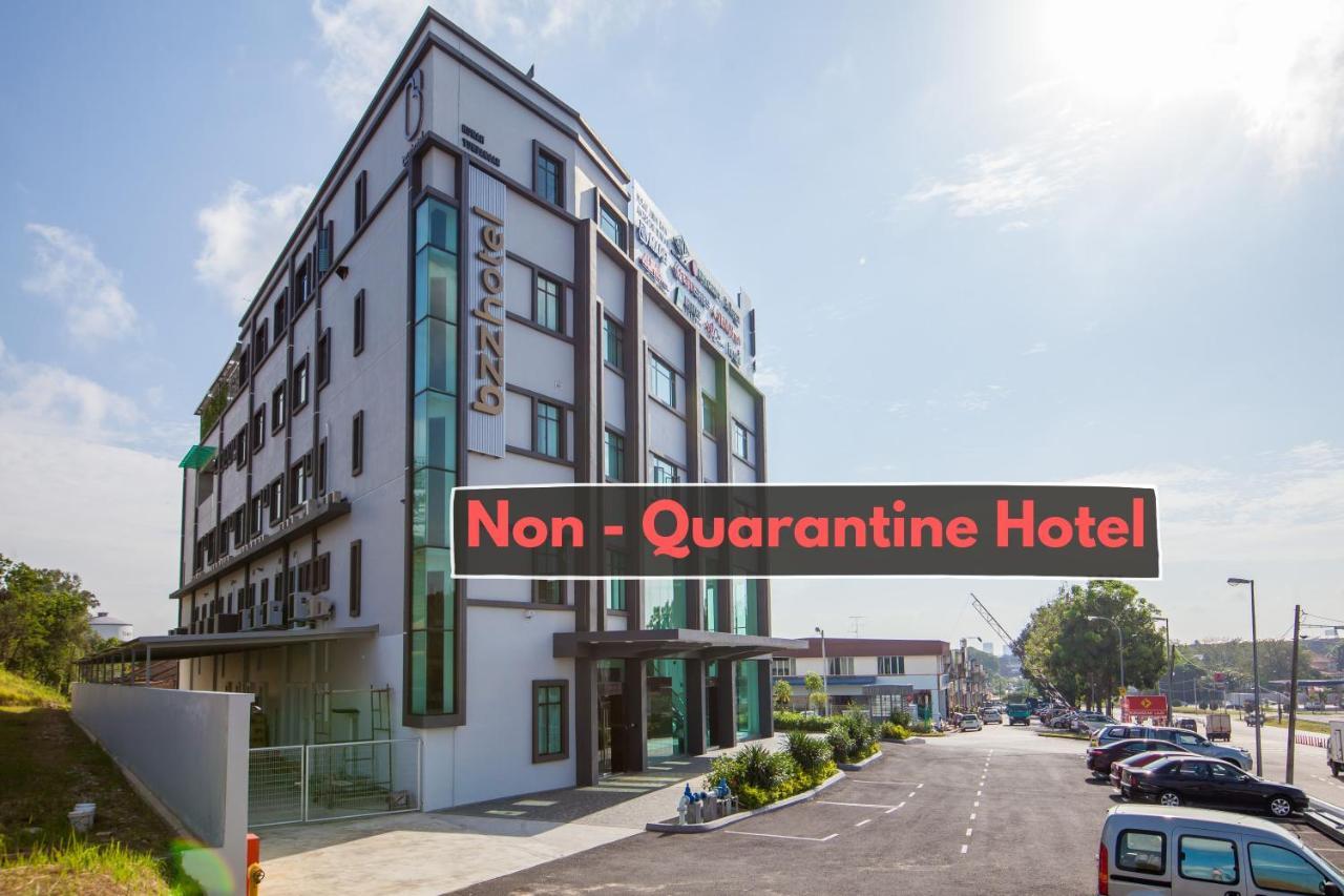 Bzz Hotel Skudai Extérieur photo